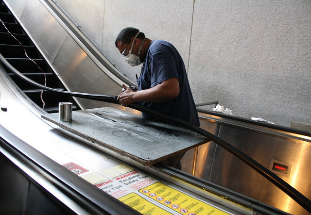 metro-salaries-who-earns-the-most-wamu