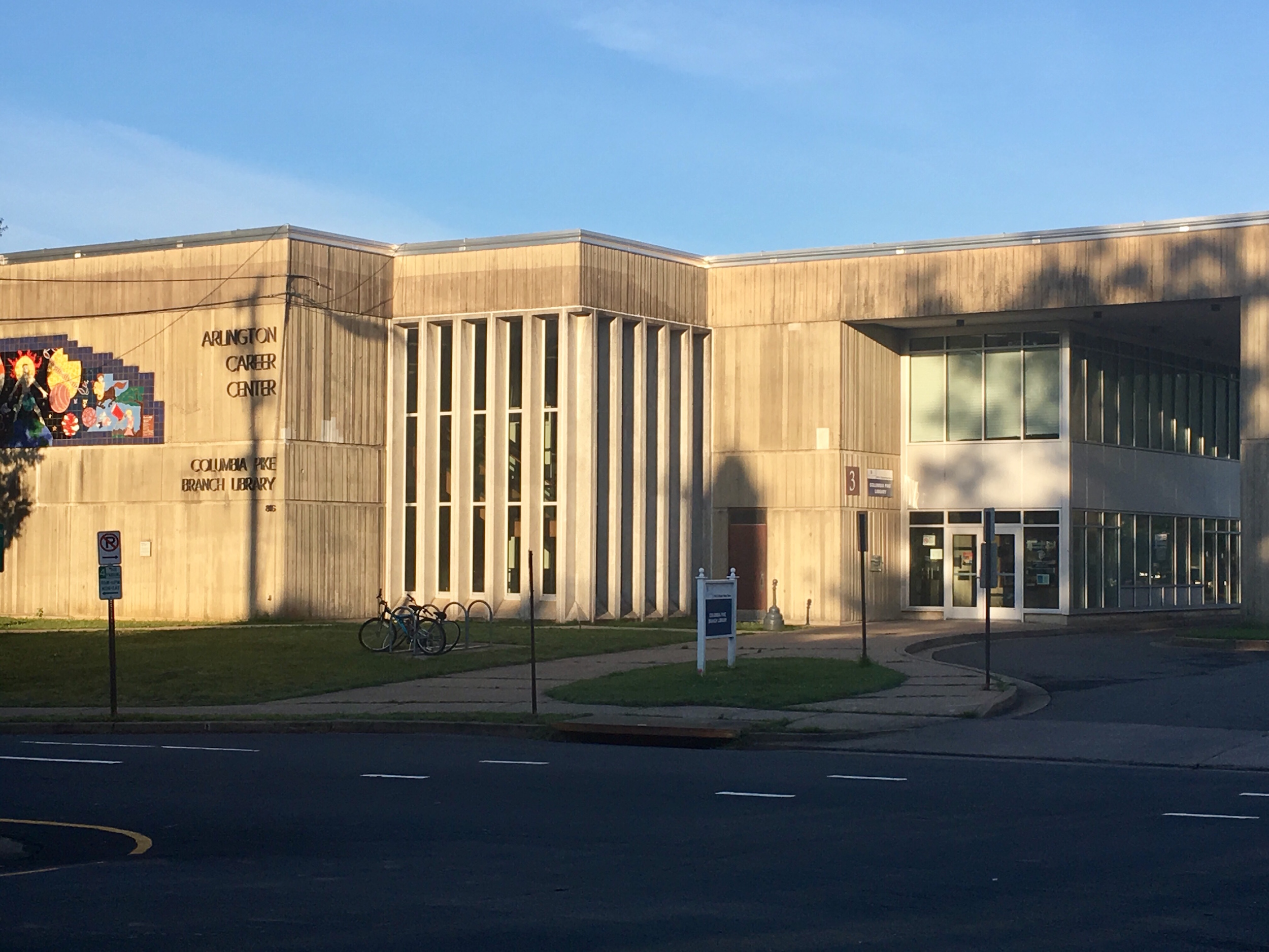 Arlington Parents, School District At Odds Over Where To Build New High