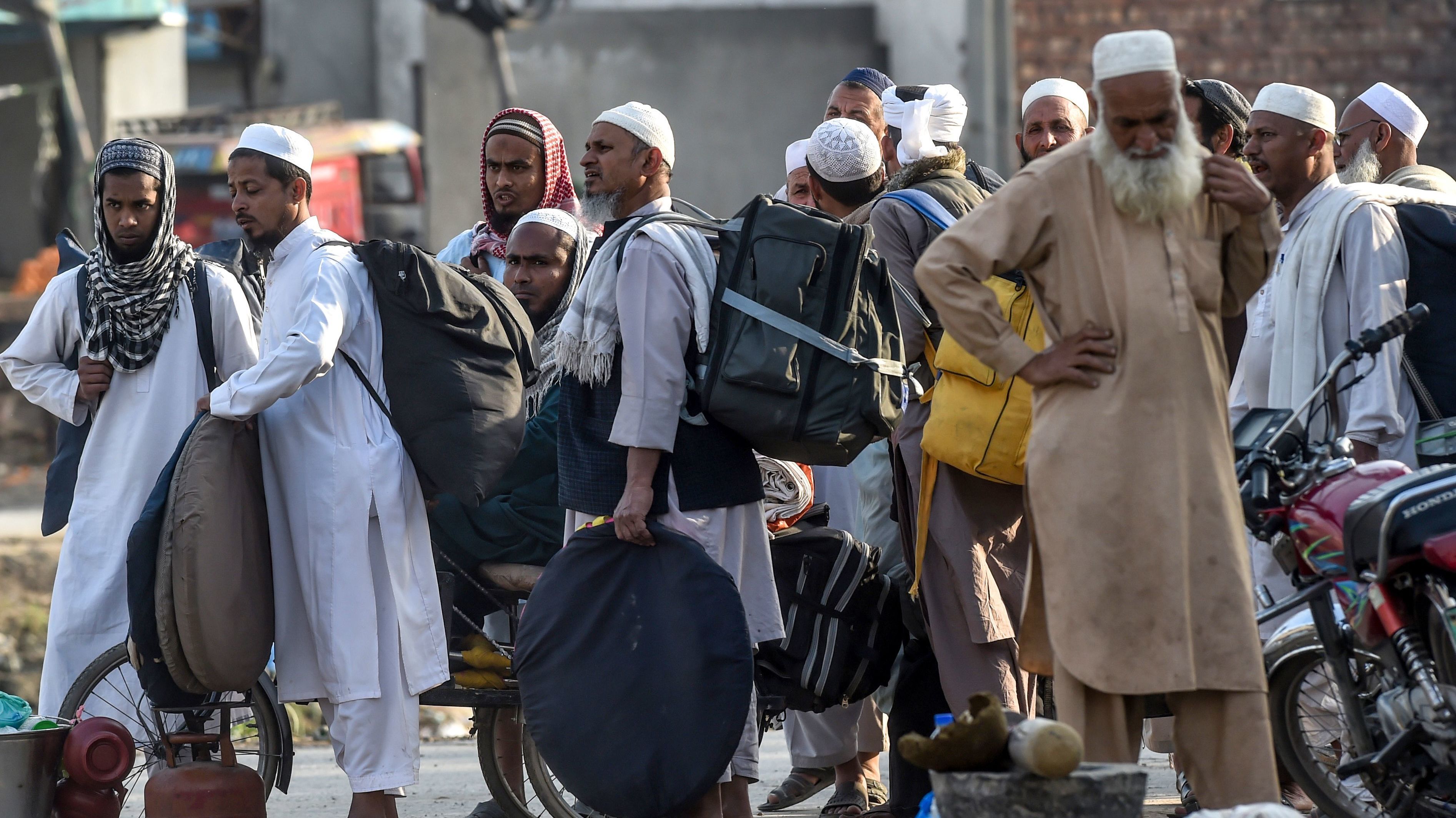 Muslim People In Pakistan