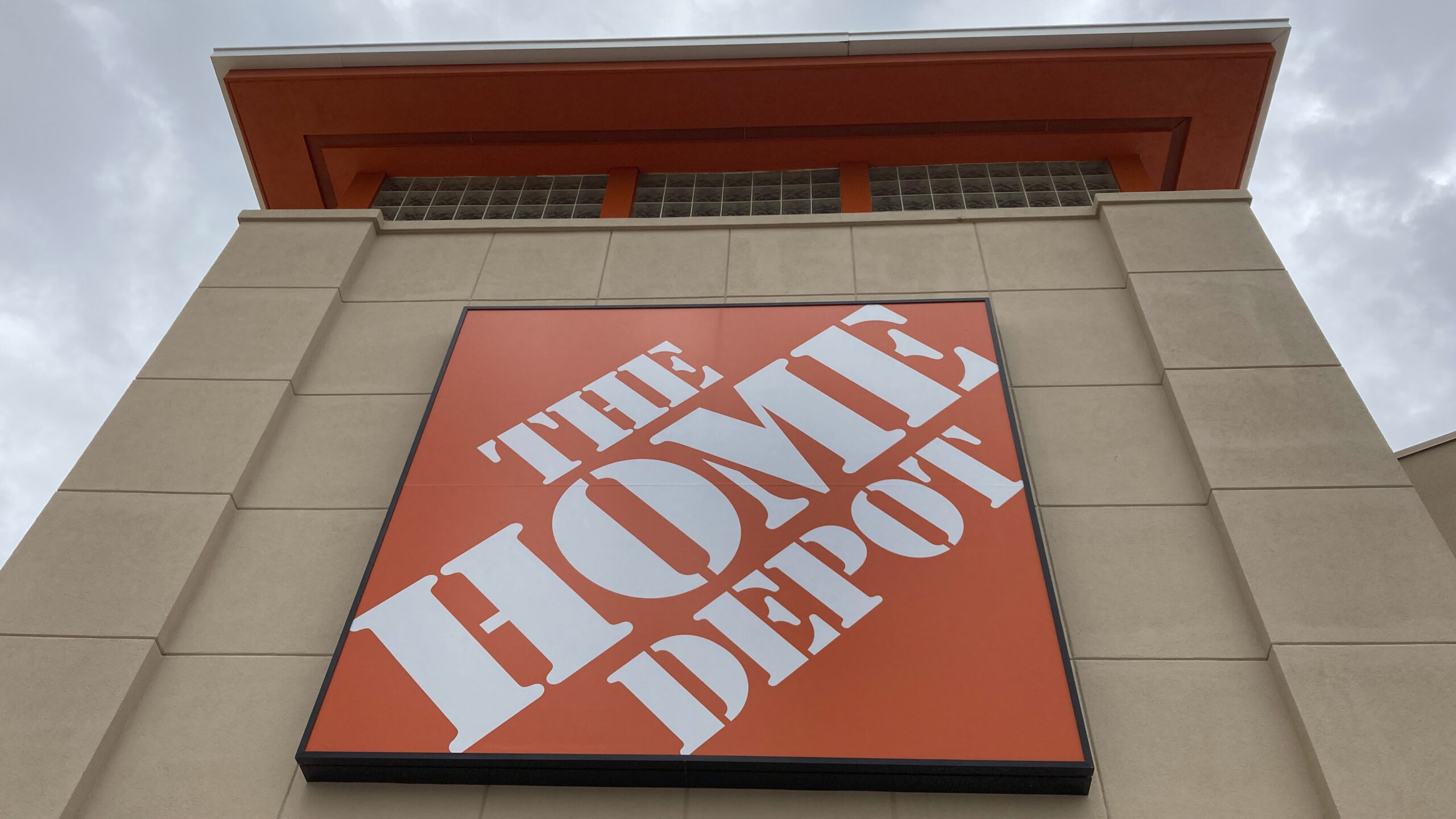 A judge dismisses an ex-Home Depot employee's case about not wearing ...