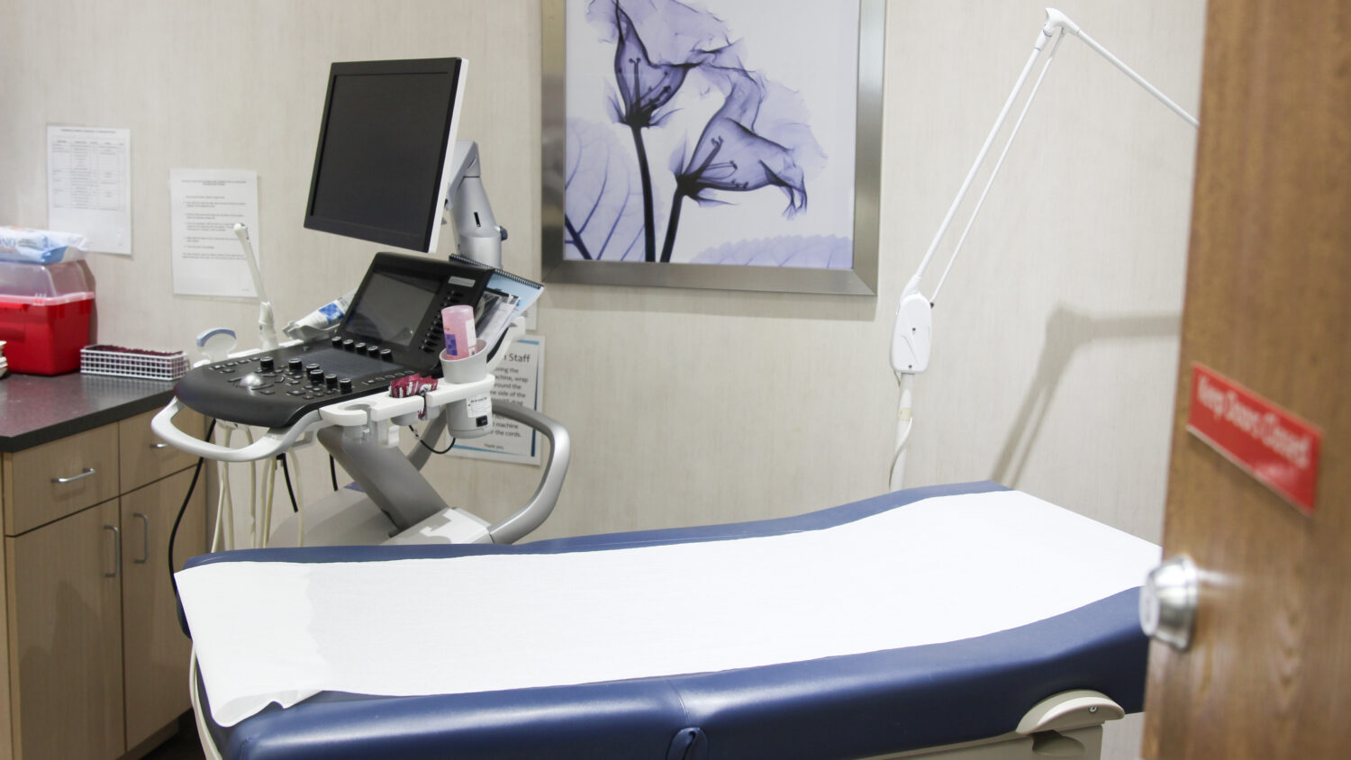 Inside a Michigan clinic, patients talk photo