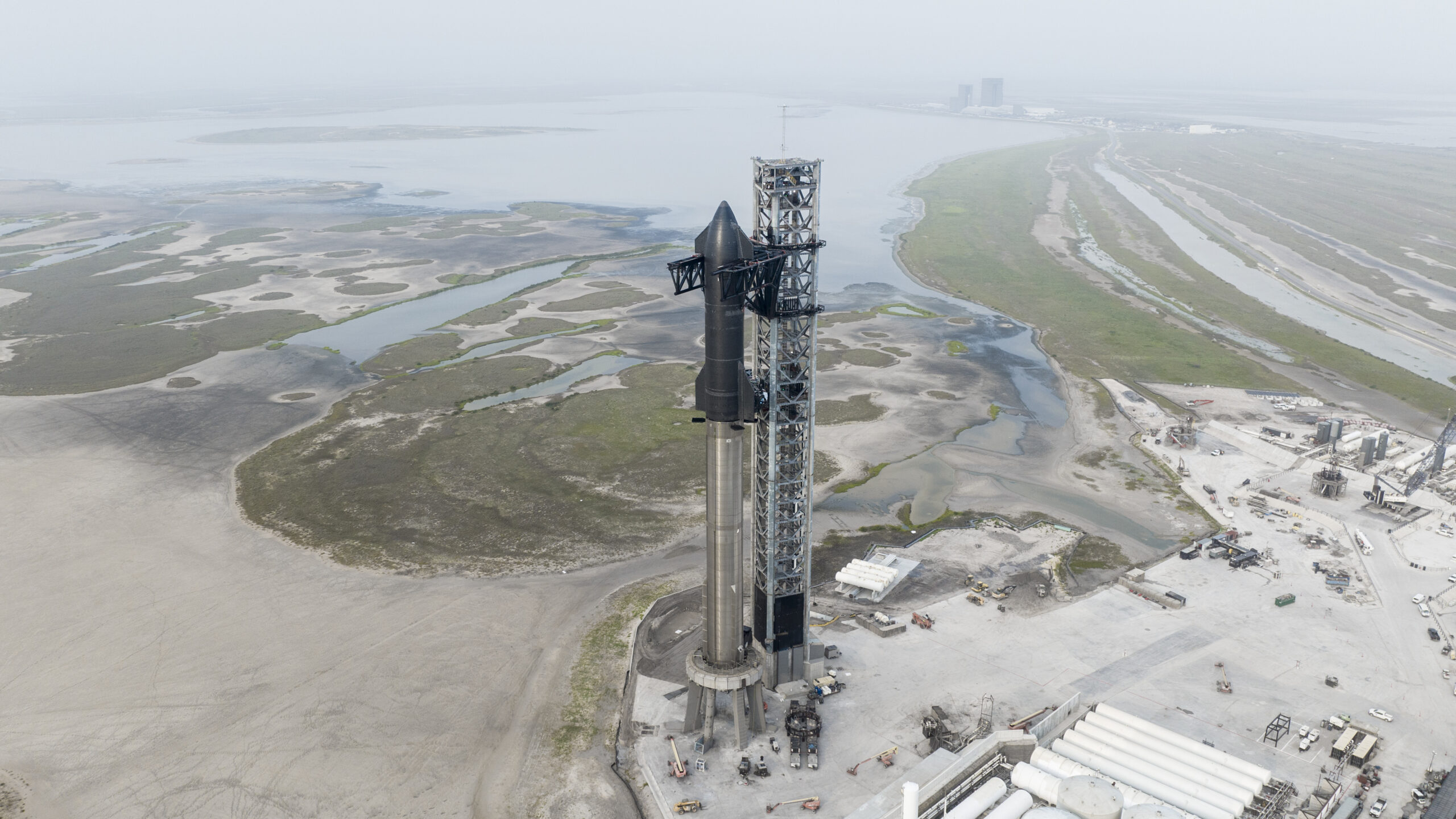 ラパパマです。 SpaceX prepares to launch its mammoth rocket 'Starship' | WAMU