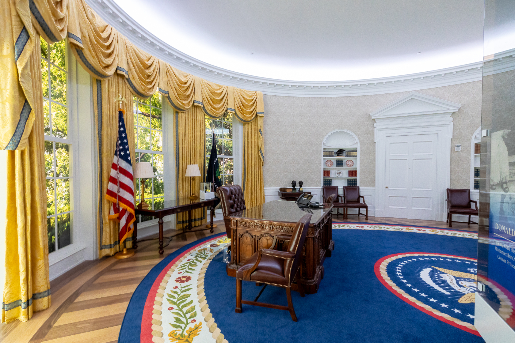 Oval Office Decor History
