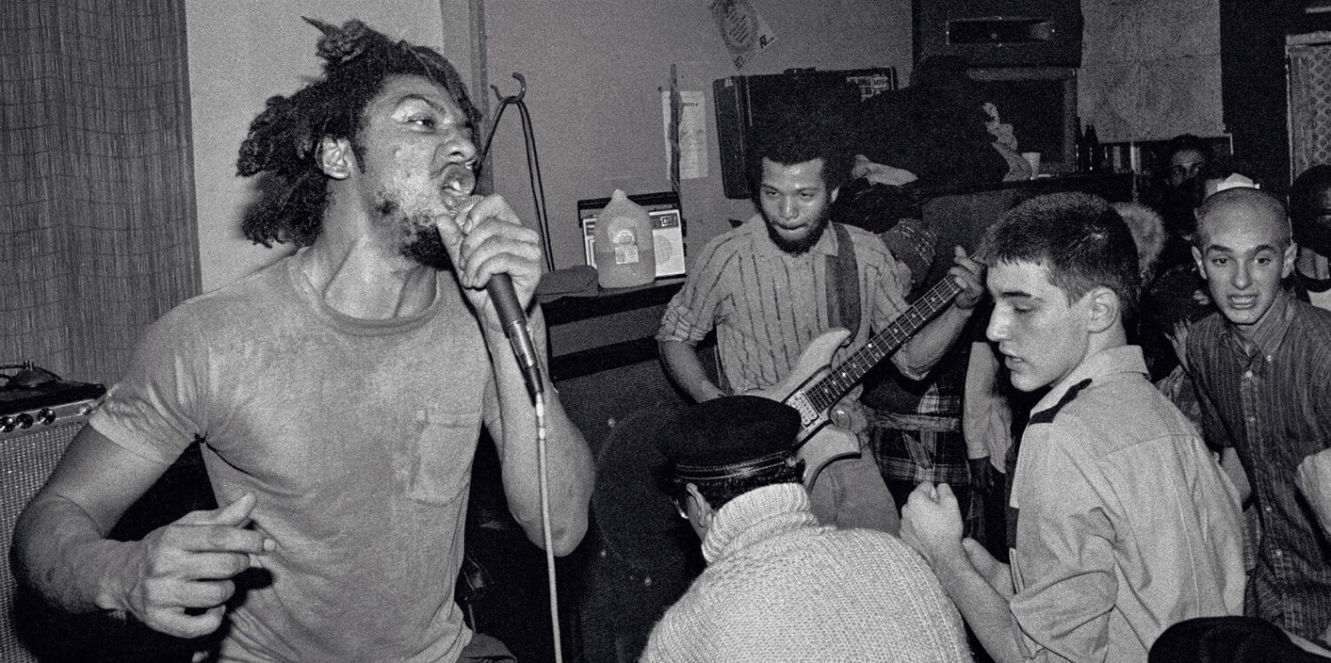 fugazi 写真集　Glen E. Friedman fugazi 写真集 Glen E. Friedman - メルカリ