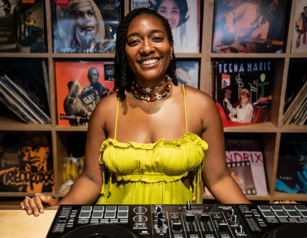This Adams Morgan club gives artists from the D.C. region a place