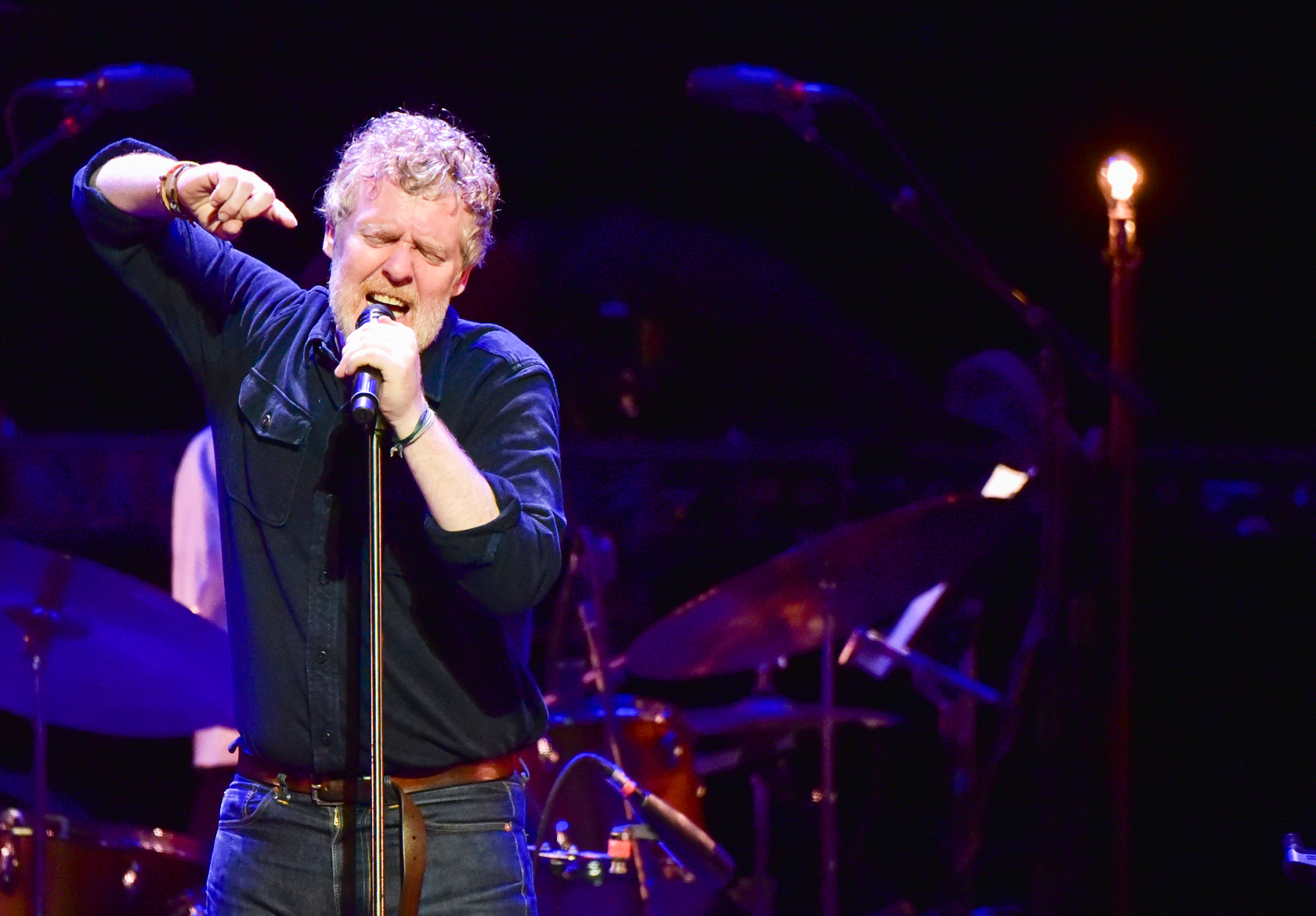 Glen Hansard on making music and looking ahead (Rebroadcast) episode artwork