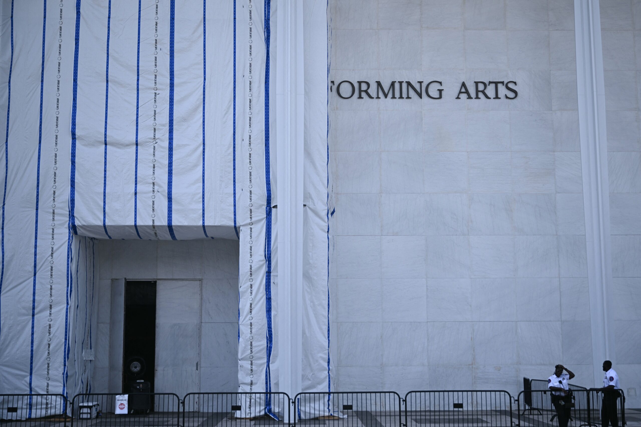How would a Kennedy Center shutdown impact artists and audiences? episode artwork